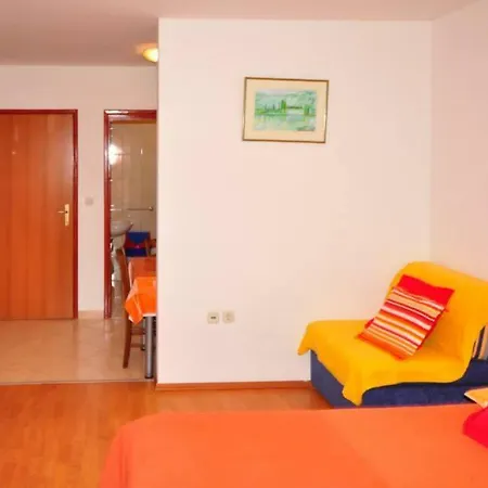 Franic Apartment *